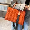 Вечерние сумки Big Retro Design Tote Bag 2022 Зимние тепло вниз по хлопковым космическим сумочкам для женщин на плече -мессенгер