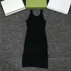 Tanques de mujer Camis Diseñador de lujo Vestidos de punto de lana para mujeres Carta de diseñador Señoras Chaleco de punto Vestido de alto grado para mujer Suéter Ropa 7GHG