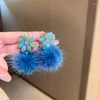 Orecchini per borchie per capelli graziosi a ciondolo fiore di cristallo per ragazze sfera di peluche di moda coreana adorabili regali di compleanno gioielli auricolari auricolari aurico