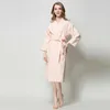 Vêtements de nuit pour femmes hommes et femmes coton Couple peignoir Robes printemps Robe blanche Robe grande taille gaufre