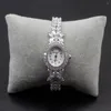 Link Bracelets Barelet Women's Watch Watch Luxury Wrist Watches Laughions Quartz Movement Movement Band H-9246