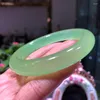 الإسورة واضحة طبيعية مثالية اللون العنب العقيق العقيق سوار chalcedony