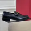 Vintage Round Head Low Talon Single Chaussures en cuir givré Business Men Men Casual Men Shoe