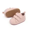 Neue Frühling Pu leder baby jungen schuhe infant Kleinkinder Anti-slip Neugeborenen mokassins schuhe Gemischte farbe Erste wanderer