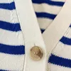 Damenstrickpullover 2022 Frühling und Sommer blau gestreift tiefer V-Ausschnitt ausgestellte Ärmel lose gestrickte Strickjacke