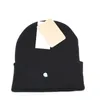 Klassisk designer beanie hatt höst vinter beanie hattar män kvinnor mode stickad mössa utomhus varma skallar mössor