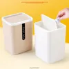 Lagringsflaskor Creative Mini Desktop Trash Can TableNop Plastic Waste Bin med lock bänkskivans skräpkorg Trashbox Home Office Desk