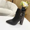 Super Mini Boots Louiseity Fashion Women Decoratieve platte hak winter dik zool lederen warme wol hoge hak sneeuw vizoniteit 07-016