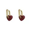 Hoopörhängen anländer Frosted Matte Red Heart for Women Ear Buckle Huggies Trendiga smycken Tillbehör Pendientes Mujer EH1785262R