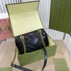 2022 Nya väskor Klassiska kvinnors handväskor damer Lyxig högkvalitativ läderkedja Cross Body Shoulder Bag Purse With Box276f