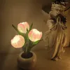 Bordslampor LED Tulip Desk Lamp Interior Decoration Simulation Flowerpot Atmosphere Night Gift Poted Plant