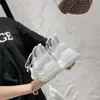 2022 neue Mode Super bequeme Damen-Freizeitschuhe Atmungsaktive Strick-Sneakers im vielseitigen Stil Einfache solide Außensohle mit Buchstaben-Buchstaben-Obermaterial-Sneaker 35-40