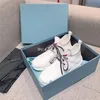 2022 Nieuwe mode super comfortabele casual schoenen ademende brei-veelzijdige stijl sneakers eenvoudige massieve buitenzool letter spelling bovenste sneaker 35-40