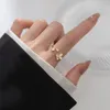 Trouwringen Zuid -Korea Fashion Summer Simple Design Luxe hoogwaardige parelbloem open ring Geschenk Sweet Women Sieraden 2022