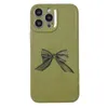 Cas de téléphone de concepteur de luxe Cases de téléphones à choc classiques pour iPhone 14 11 12 13 Pro Max 14Plus Bowknot Flowers Shell