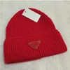 Tasarımcı Kış Şapkası Lüks Beanie Örme Şapkalar Erkek Kadın Beanies Serin Kafatası Kapakları Açık Soğuk Koruma Peluş Yumuşak Kapak Erkek Kadın 18 Renk