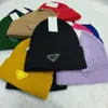 2022 Модные роскошные вязаные шляпы дизайнер бренд Beanie Mens и женский унисекс кашемировый буквы Leisure Caps Skull Outdoor