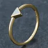 Cluster anneaux à la mode or argent en argent anneau de mariage blanc bleu opale engagement mince triangle minimaliste petite pierre pour femmes fête
