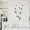 Estatuetas decorativas linha de face arte de ferro forjado pendente de parede pingente nórdico estilo abstrato pintura artesanato adesivo de metal stand home decoração