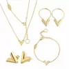 Fashion Gold Bangle Designer Earring For Women Pendant Necklace Stainless Steel Charm Bracelets Designer Jewelry Set Womens Neckla173A