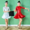 Stage Draag Bright Ballroom Latin Dance Dress Girls Shiny oefen kleding Performance Kleding Half Mouw Kinderen Samba -jurken