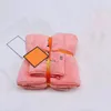 Fashion Designer Luxury Bath Towels Set Coral Velvet Letter Face Towels Absorbent Men Womens Wash Cloths Towel