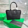 Designer Women Arcos Intreccio Weave Tote Bag Italy Luxury Brand B Nappa Shopping Bags Lady Large Capacity Green Basket Totes Borsa con portamonete 31cm