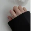 حلقات الكتلة S925 Sterling Silver Simple Single Single Dircle V خاتم الماس على شكل حرف V صيف مفتوح للنساء المجوهرات الراقية