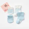 Acessórios para o cabelo vendem como bolos Baby Cotton Jacquard Socks Anti-arranhões luvas de rosto respirável que absorve o traje de material nascido