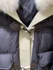 Cappotto in piumino d'oca bianco con pelo di volpe invernale Fibbia in corno di mucca Clip per torta in pelliccia medio lunga Cappotto di grandi dimensioni antivento caldo