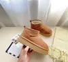 Kvinnor Ultra Mini Boot Designer plattformsstövlar för män Äkta läder Varm ankelpälsstövlar Lyxig sko EU44