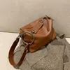 Torby wieczorowe Hobos Pu skórzana torba na ramię za vintage dla kobiet 2022 Sprzęgło szerokie pasty projektantów damskich łańcucha Tortbage torebki torebki