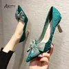 Dress Shoes Green Silk Bowtie Hoge hakken Pumps voor vrouwen sexy puntige teen metaal stiletto hakken trouwfeest schoenen vrouw bombas 221224