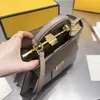 2023 Mini bolso de 4 colores Top diseñador de lujo Crossbody Bolsos de hombro Bolso de moda para mujer bolsos de cuero bolso al por mayor correa de hombro extraíble