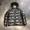 Designer Herren Winter Salzman Daunenjacken Parkas leichter Windjacke Hoodie Schwarz Weiß Puffer Oberbekleidung Mann Italien Italienischer Luxus OMY1