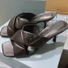 Pantoffels Muiltjes Schoenen Dames Slippers Hoge hakken Schoenen sandalen Luxe Ontwerpers Fabrieksschoeisel Strass echte zijde Chunky Block Slip-On Open teen box