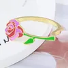 Bangle europeiska och amerikanska smycken grossist emaljfärgglasyr romantiska blommor En rosskog kan öppna armbandet