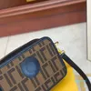 مصمم-حقيبة كتف حقيبة حقيبة مقاطع صوفية Crossbody Canvas Weist Handbag Women Luxurys مصممين حقائب المصممين مصممين للسيدات باجوا