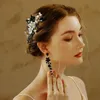 Mariage mariée cheveux noirs peigne fleur floral bandeau couronne diadème cristal strass balancent boucles d'oreilles ensemble de bijoux fête bal bling bijoux