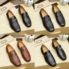 Men Loafers Luxe ontwerpers schoenen Echt lederen bruine zwarte heren Casual designer kledingschoenen met doos 38-46