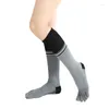 Calcetines deportivos de algodón para Yoga para mujer, calcetín antideslizante que absorbe el sudor, entrenamiento de Pilates de espesor medio, cinco dedos debajo de la rodilla