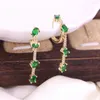 Brincos de argola 5Pairs Chic Dainty Gold Gold Green CZ Micro Pave Dangle Charm com Huggie Hoops