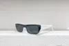 2023新しいLuxur Top Quality Classic Square Sunglasses Designes Brand Fashion Mens Womens Sun Glases Eyewear Metal Glass Lenses with Box0081