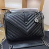 designer tas Dames Tassen Handtassen Schoudertas tote bagg zwart kalfsleer klassieke diagonale strepen gewatteerde kettingen dubbele flap medium cross body