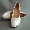 Scarpe eleganti Décolleté da sposa in pizzo fatti a mano di alta qualità di lusso Décolleté da donna con cinturino alla caviglia Cinghie da donna Taglie forti Scarpe da sposa