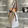 Grote capaciteit totes witte winkelen mode handtas canvas dames outdoor tas tas klassieke hoogwaardige kunstwerken casual handtassen vintage luxe