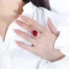 Bagues de cluster 2023 en couronne luxueux rubis diamant à haute teneur en carbone pour femmes 925 bijoux en argent de Noël fine cocktail accessoires cadeau