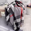 2023 Designer cashmere scarf Winter women and men long Scarf quality Headband fashion classic printed Check Big Plaid Shawls