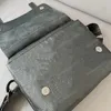 Homens de alta qualidade Crossbody Black Grande Capacitar Bolsas de ombro de negócios Bolsas de ombro de moda de moda cruzada Top Designers de luxo Bolsas de atacado carteiras de atacado