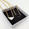 Luxurys Pendant Necklaces Fashion for Man Woman Inverted Triangle P Letter Designers Brand Jewelry Mens Womens Trendy Personality Clavicle Chain